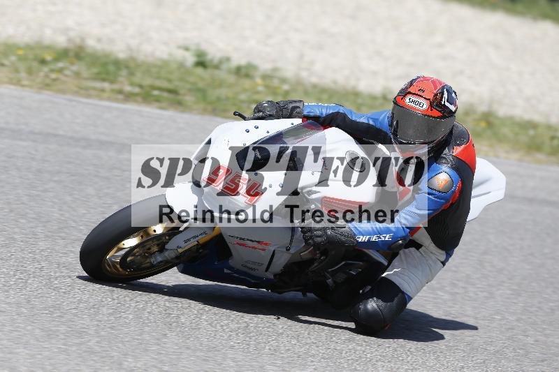 /10 20.04.2026  Pluess Moto Sport ADR/Freies Fahren/954